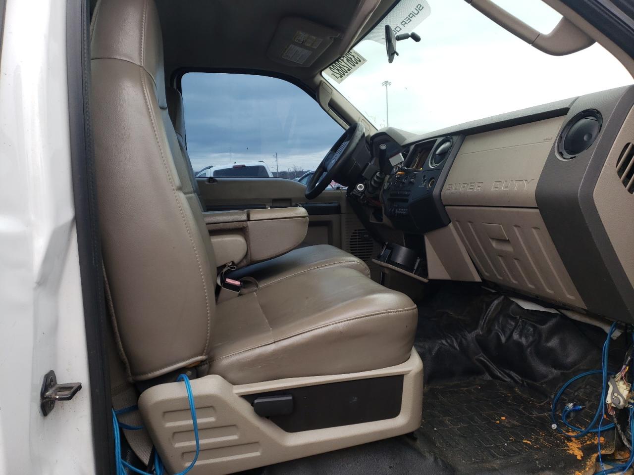 Photo 5 from auction – 2008 FORD F250 SUPER with VIN 1FTNF21548EB78681