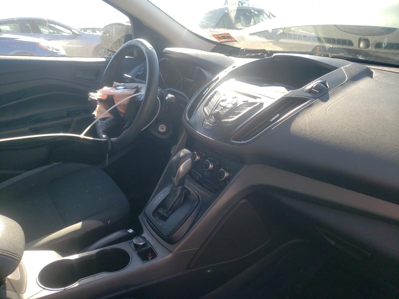 Photo 9 from auction – 2013 FORD ESCAPE S with VIN 1FMCU0F75DUB42702