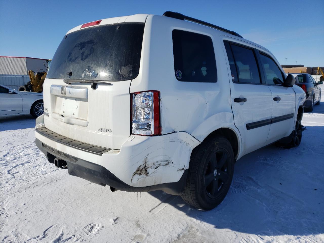 Photo 4 from auction – 2012 HONDA PILOT LX with VIN 5FNYF4H27CB068333