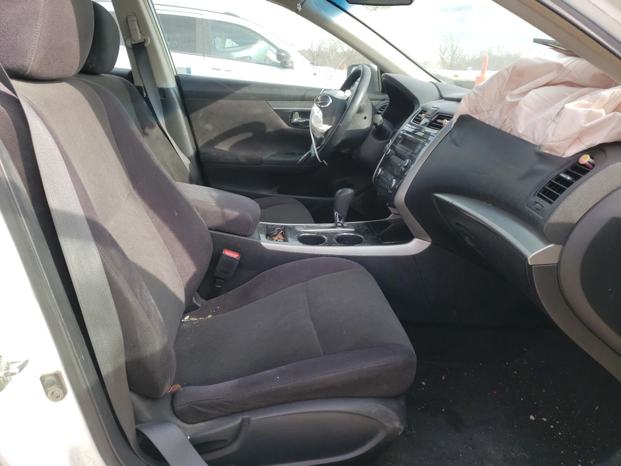Photo 5 from auction – 2013 NISSAN ALTIMA 2.5 with VIN 1N4AL3AP9DC164012