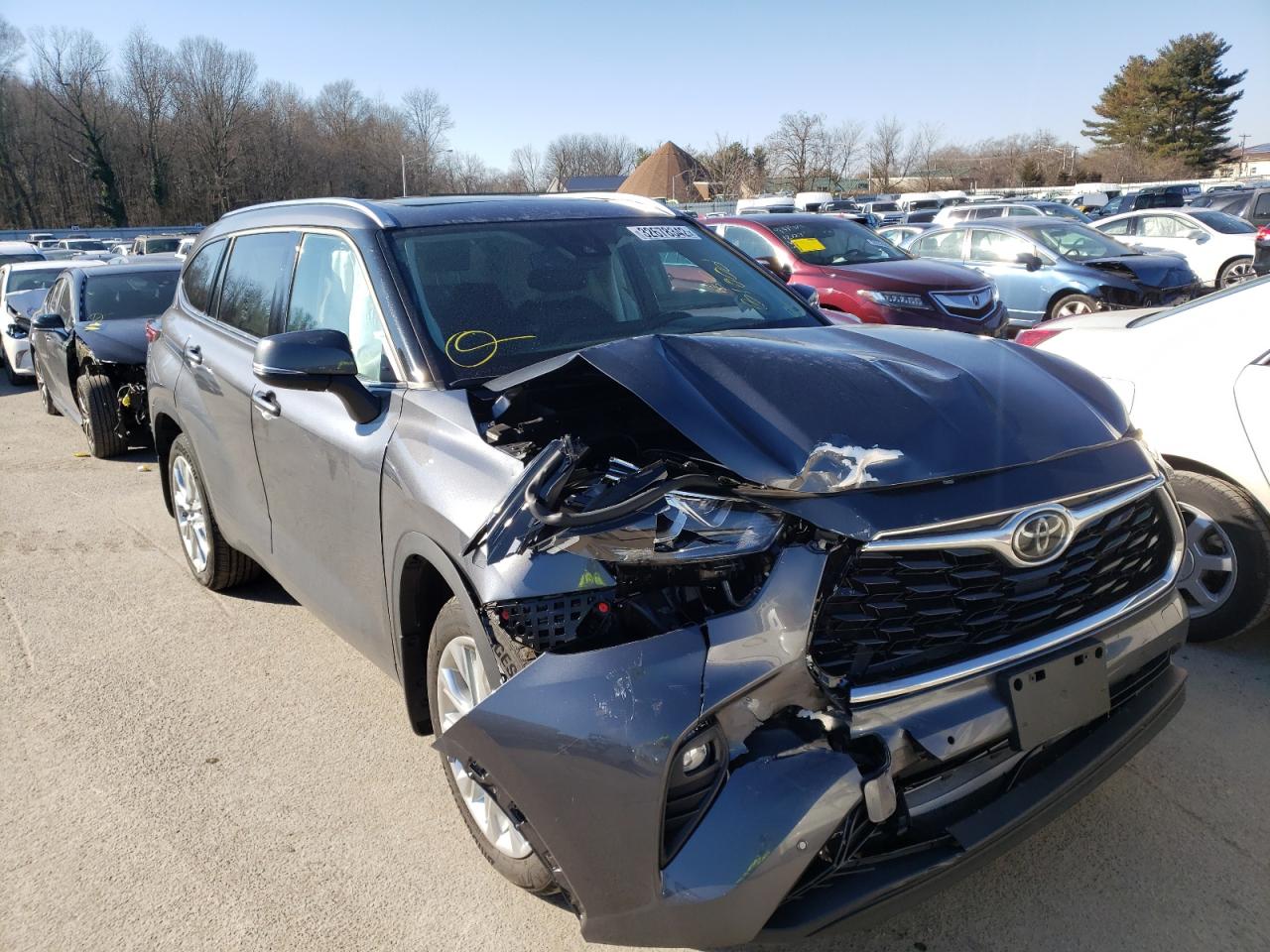 TOYOTA HIGHLANDER 2020 with VIN 5TDDZRBH6LS025839 - Photo from auction