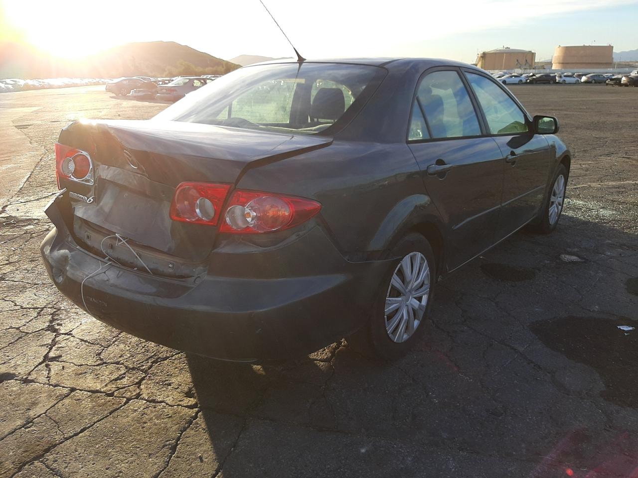 Photo 4 from auction – 2004 MAZDA 6 I with VIN 1YVFP80C245N25725