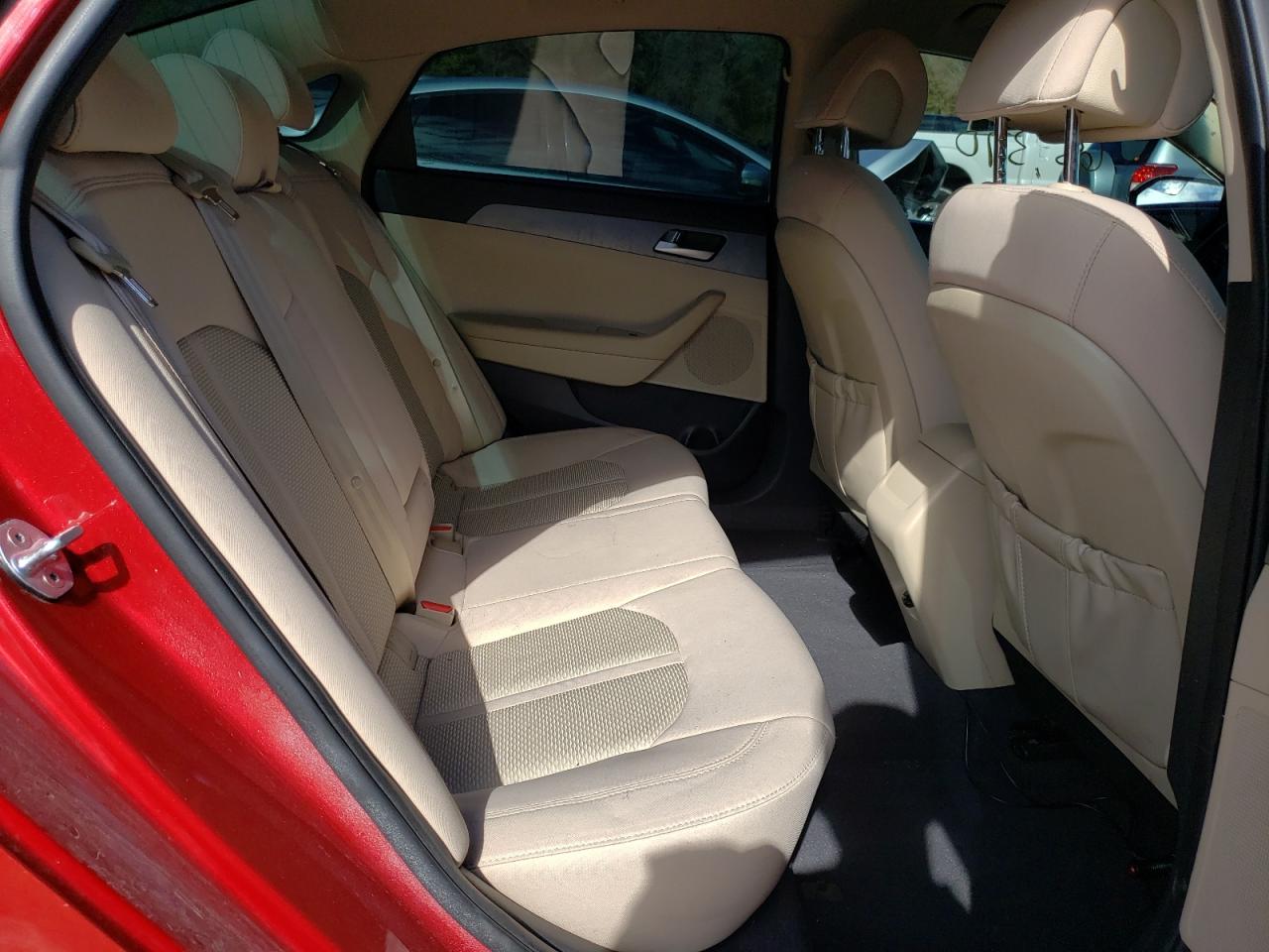 Photo 6 from auction – 2017 HYUNDAI SONATA SE with VIN 5NPE24AF5HH525824