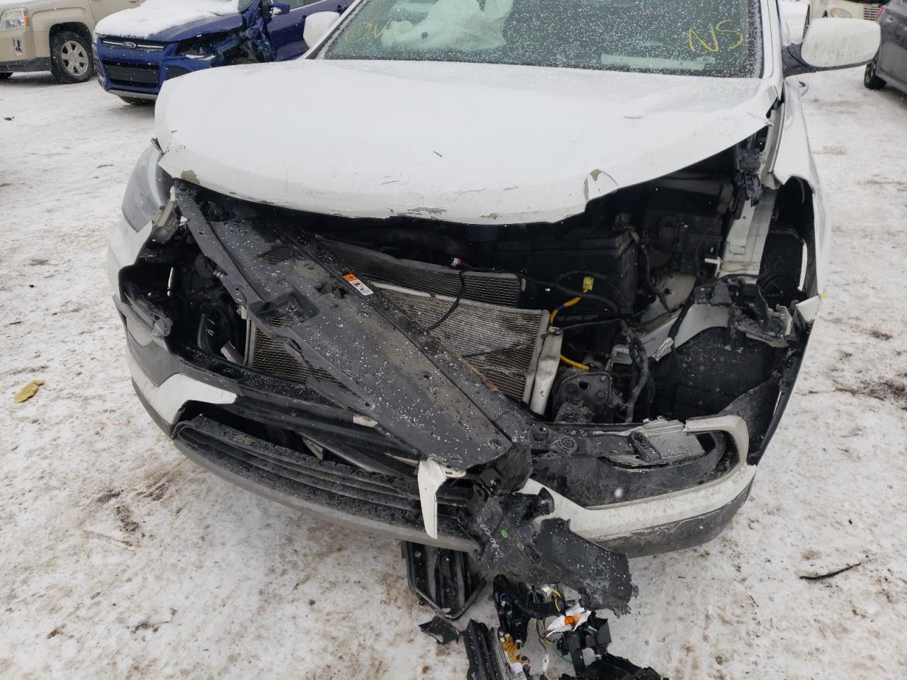 Photo 9 from auction – 2017 HYUNDAI SANTA FE S with VIN 5NMZU3LB0HH000442