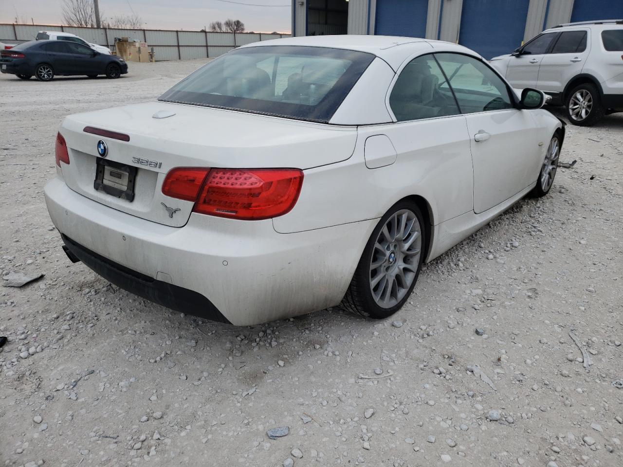 Photo 4 from auction – 2013 BMW 328 I with VIN WBADW3C52DJ527513