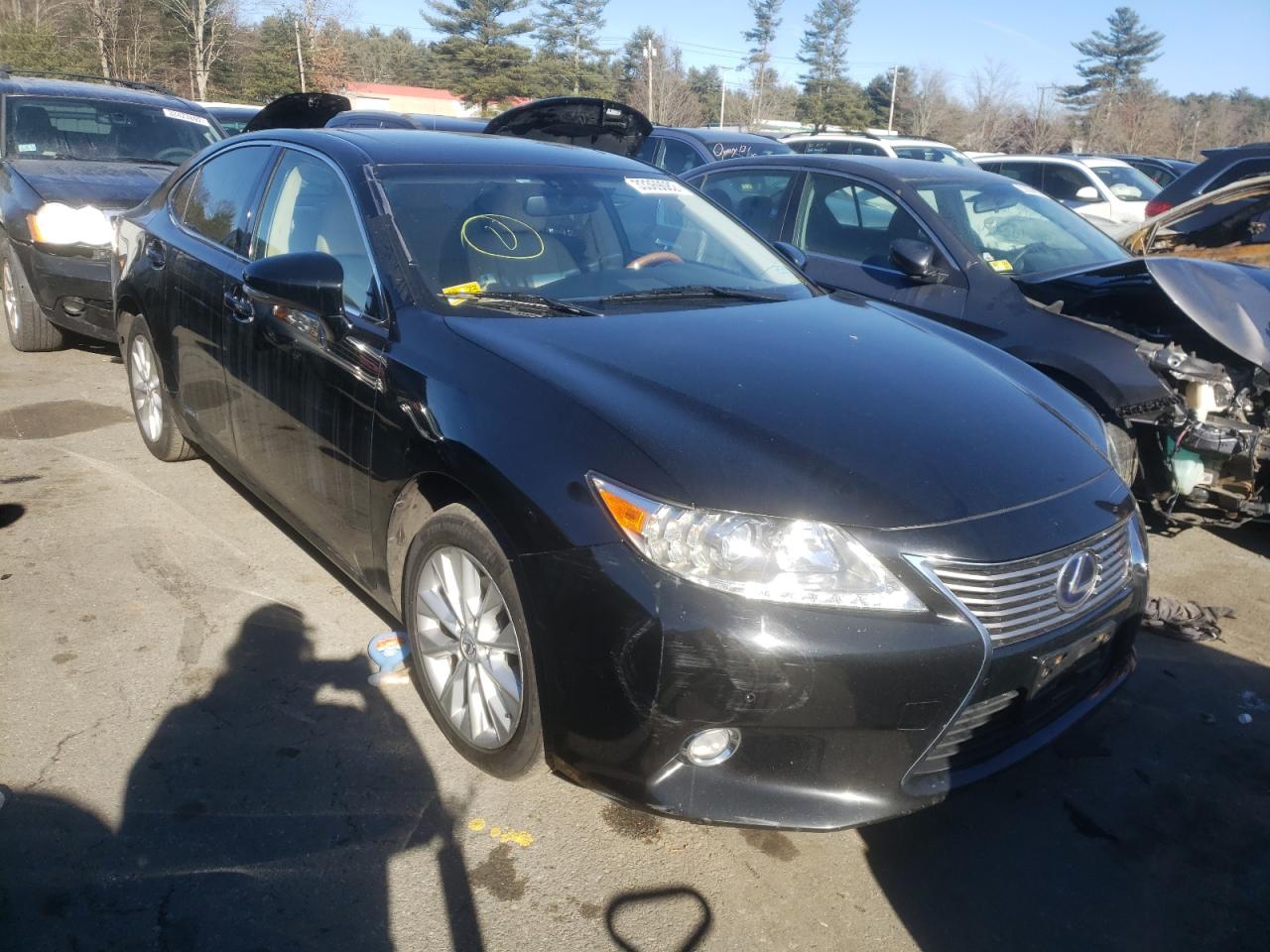 LEXUS ES 300H 2014 with VIN JTHBW1GGXE2074830 - Photo from auction