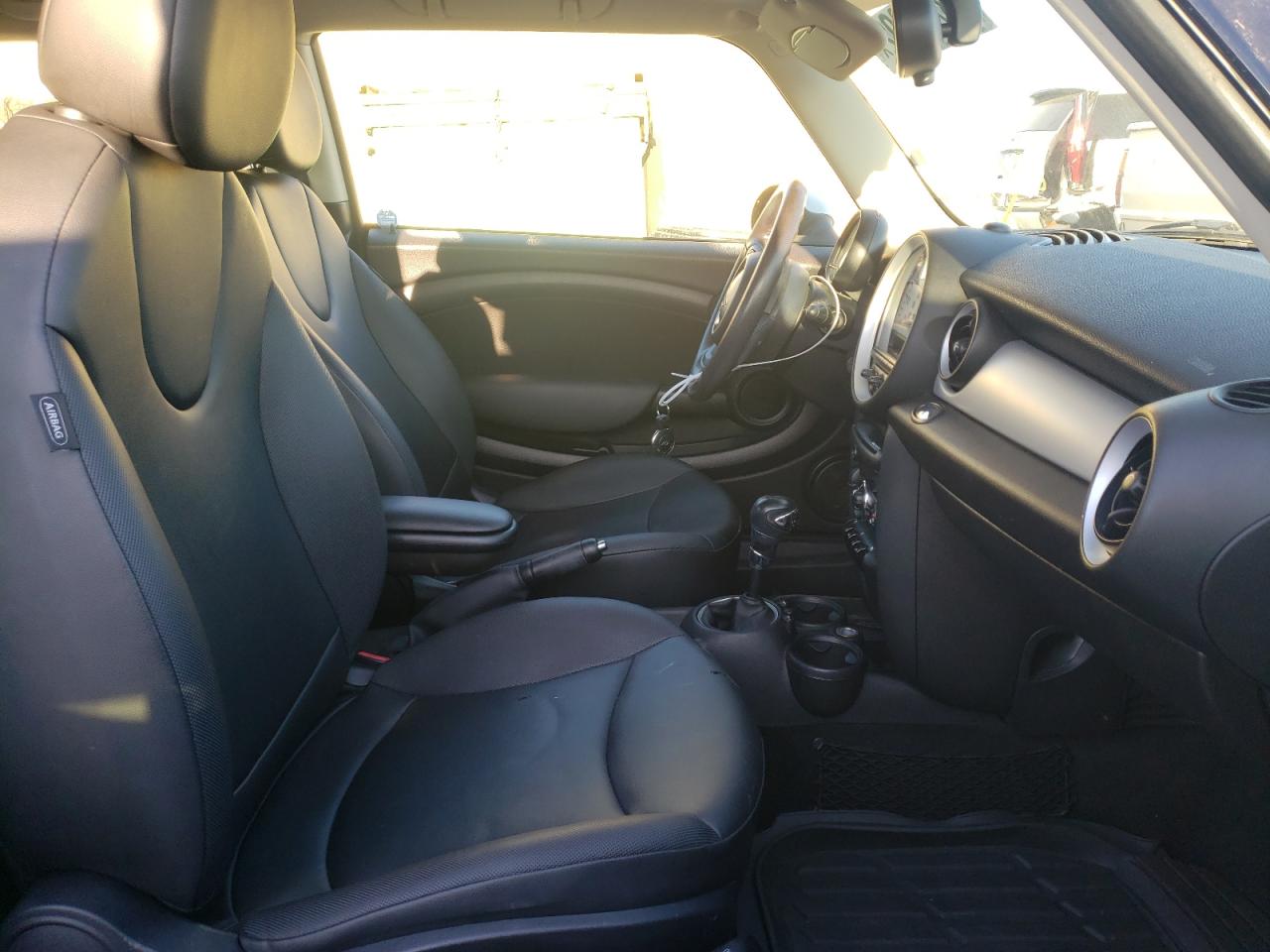 Photo 5 from auction – 2013 MINI COOPER with VIN WMWSU3C5XDT685356
