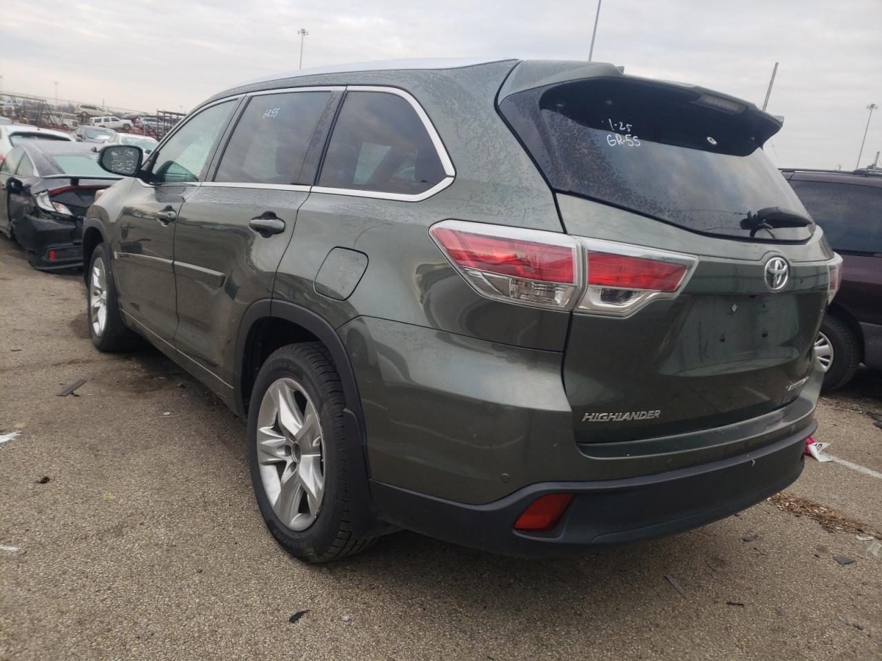 Фото 3 с аукциона – 2015 TOYOTA HIGHLANDER с VIN 5TDDKRFH1FS147611