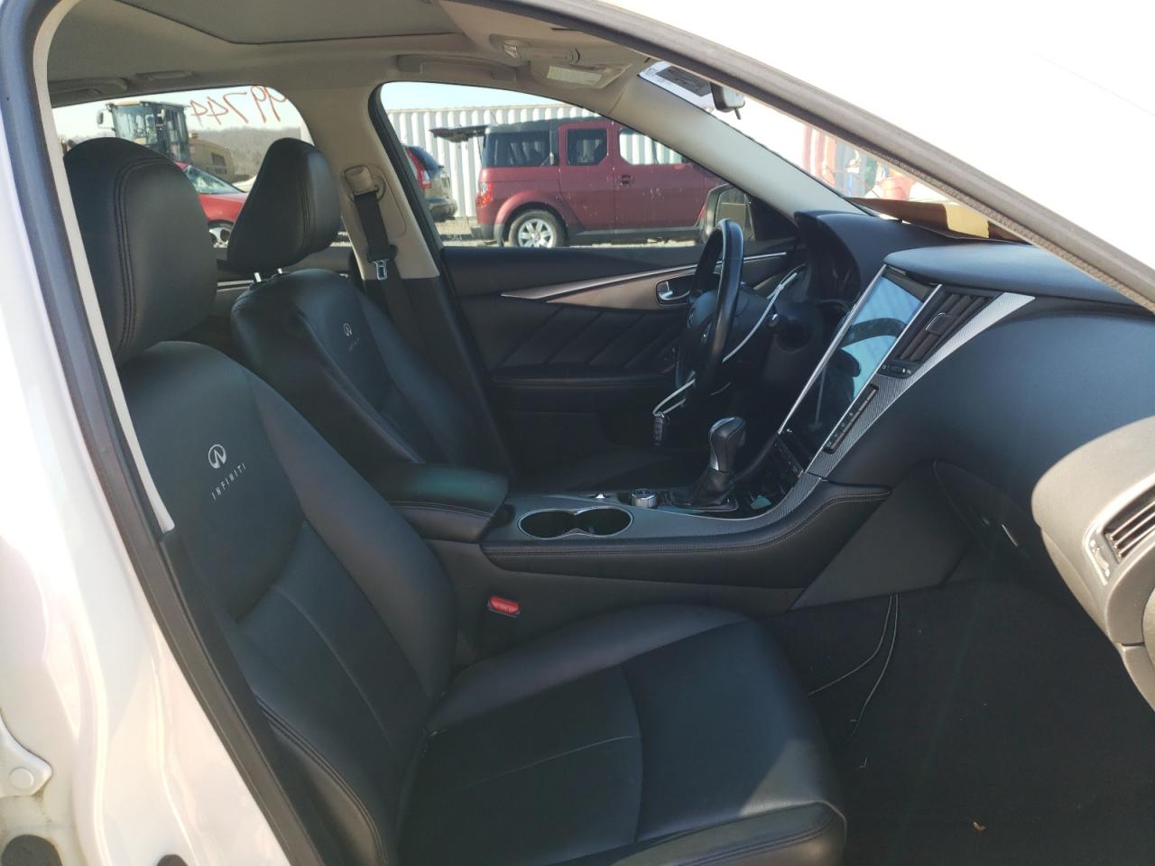 Photo 5 from auction – 2014 INFINITI Q50 with VIN JN1BV7AP2EM683367