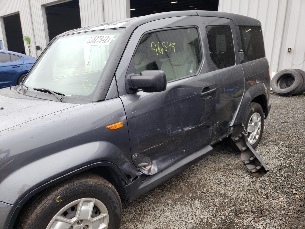 Photo 9 from auction – 2011 HONDA ELEMENT LX with VIN 5J6YH2H32BL006111