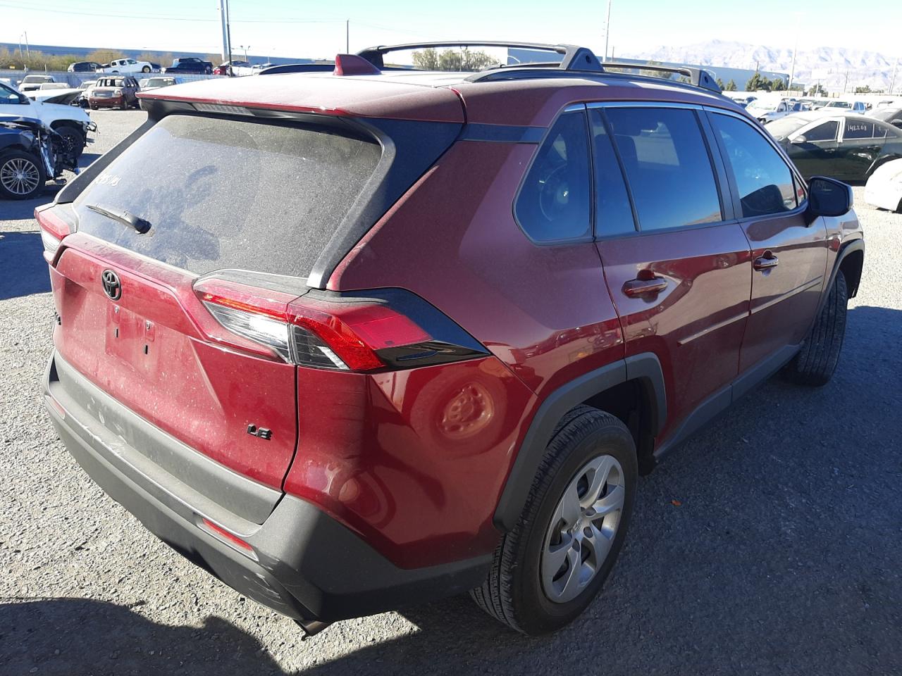 Photo 4 from auction – 2020 TOYOTA RAV4 LE with VIN 2T3H1RFVXLW066076
