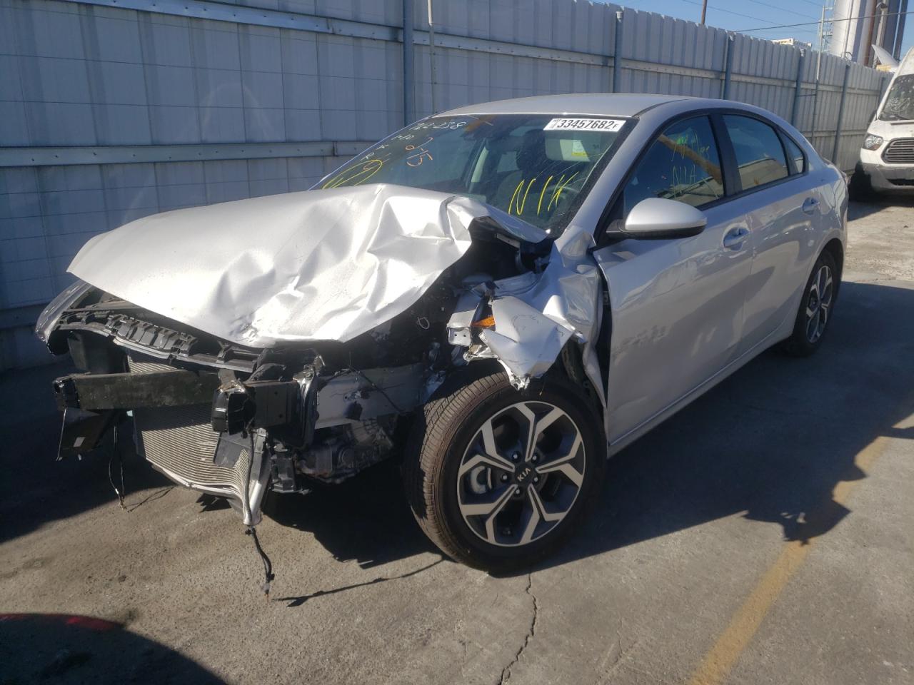 Photo 2 from auction – 2021 KIA FORTE FE with VIN 3KPF24AD8ME335713