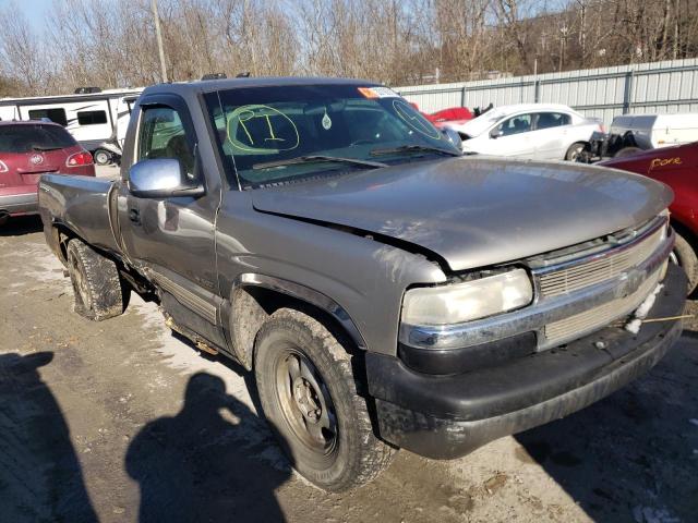 CHEVROLET SILVERADO 2001 with VIN 1GCEC14V01Z331389 - Photo from auction