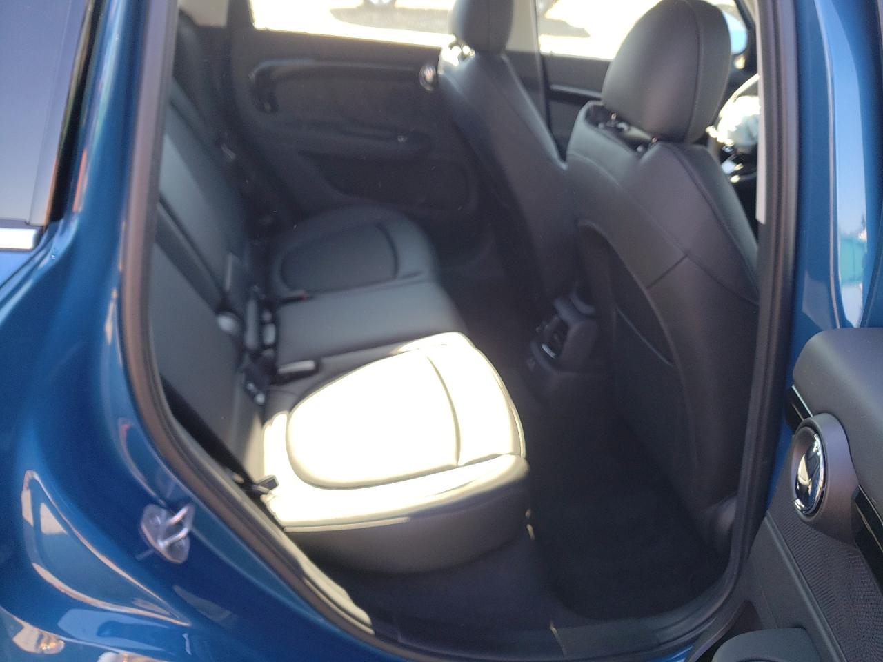 Photo 6 from auction – 2022 MINI COOPER S C with VIN WMZ83BR04N3N96633