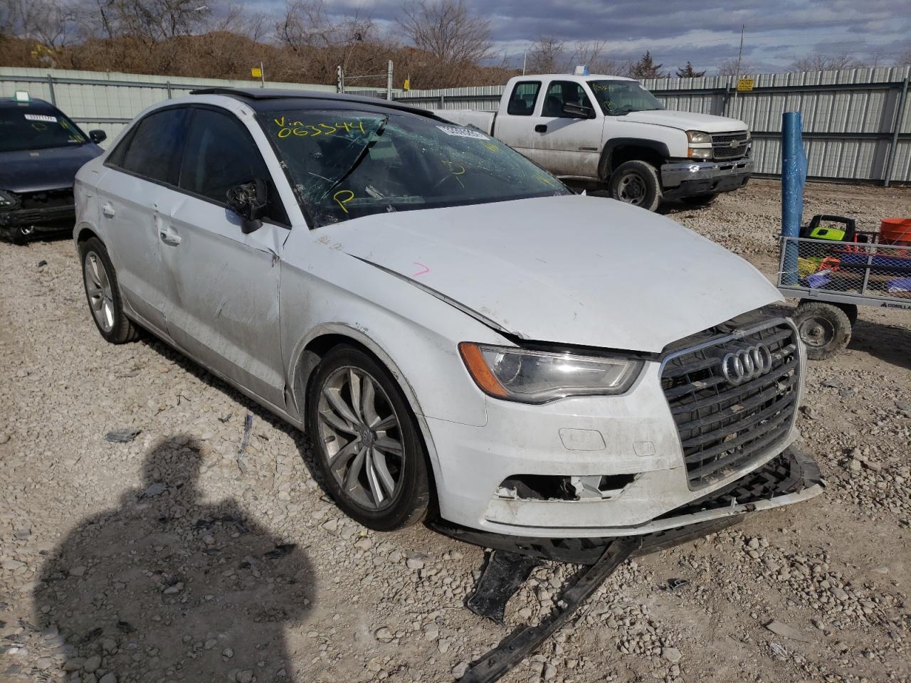 AUDI A3 PREMIUM 2015 with VIN WAUAJGFF7F1063344 - Photo from auction