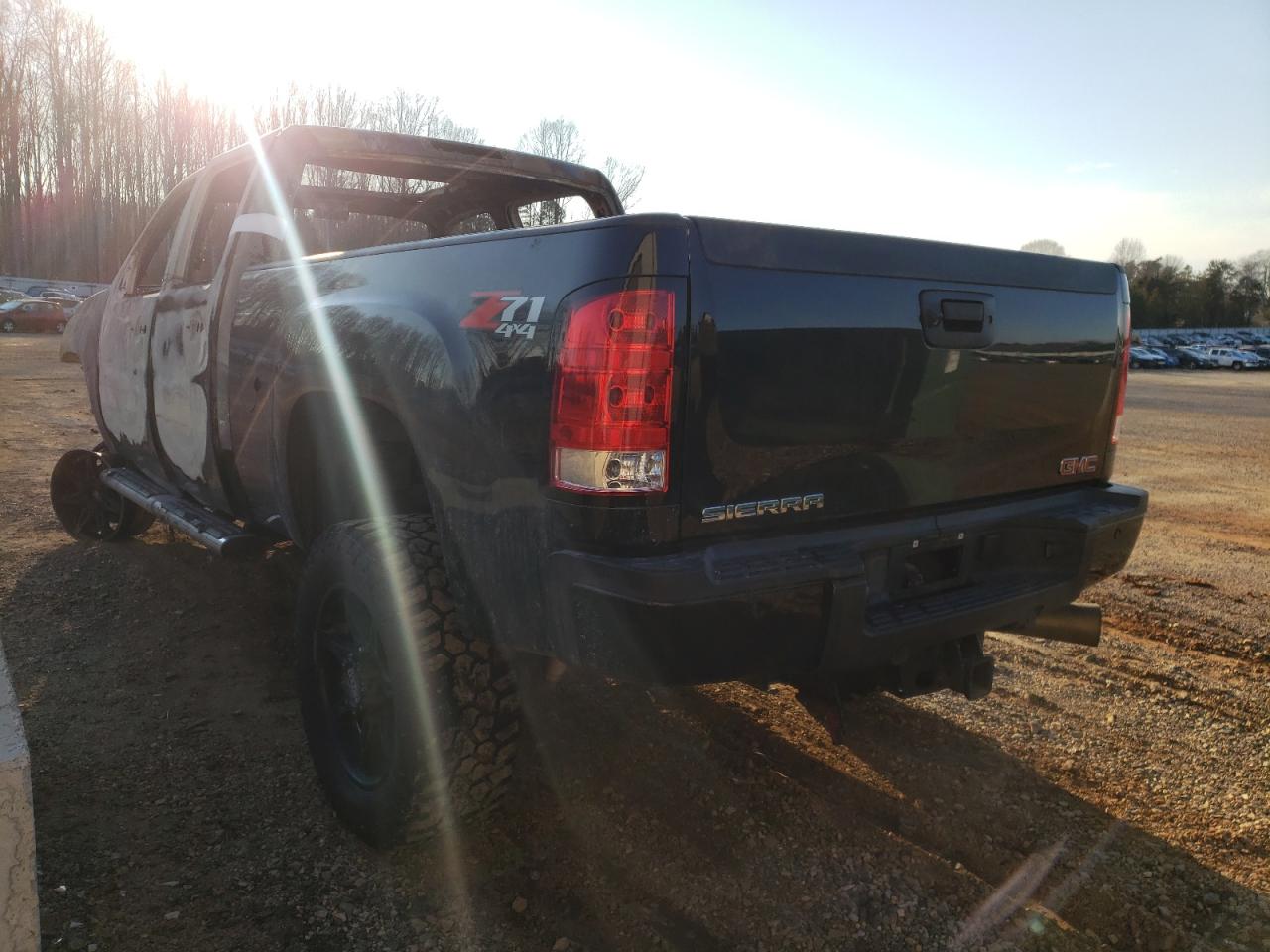 Photo 3 from auction – 2012 GMC SIERRA K25 with VIN 1GT125E81CF219013
