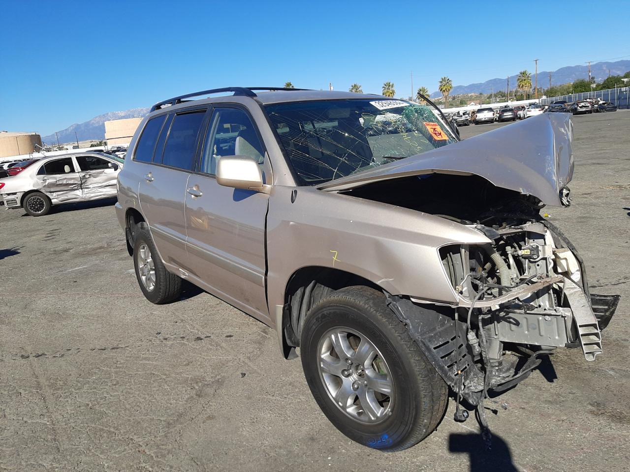 TOYOTA HIGHLANDER 2005 with VIN JTEGP21A150043780 - Photo from auction