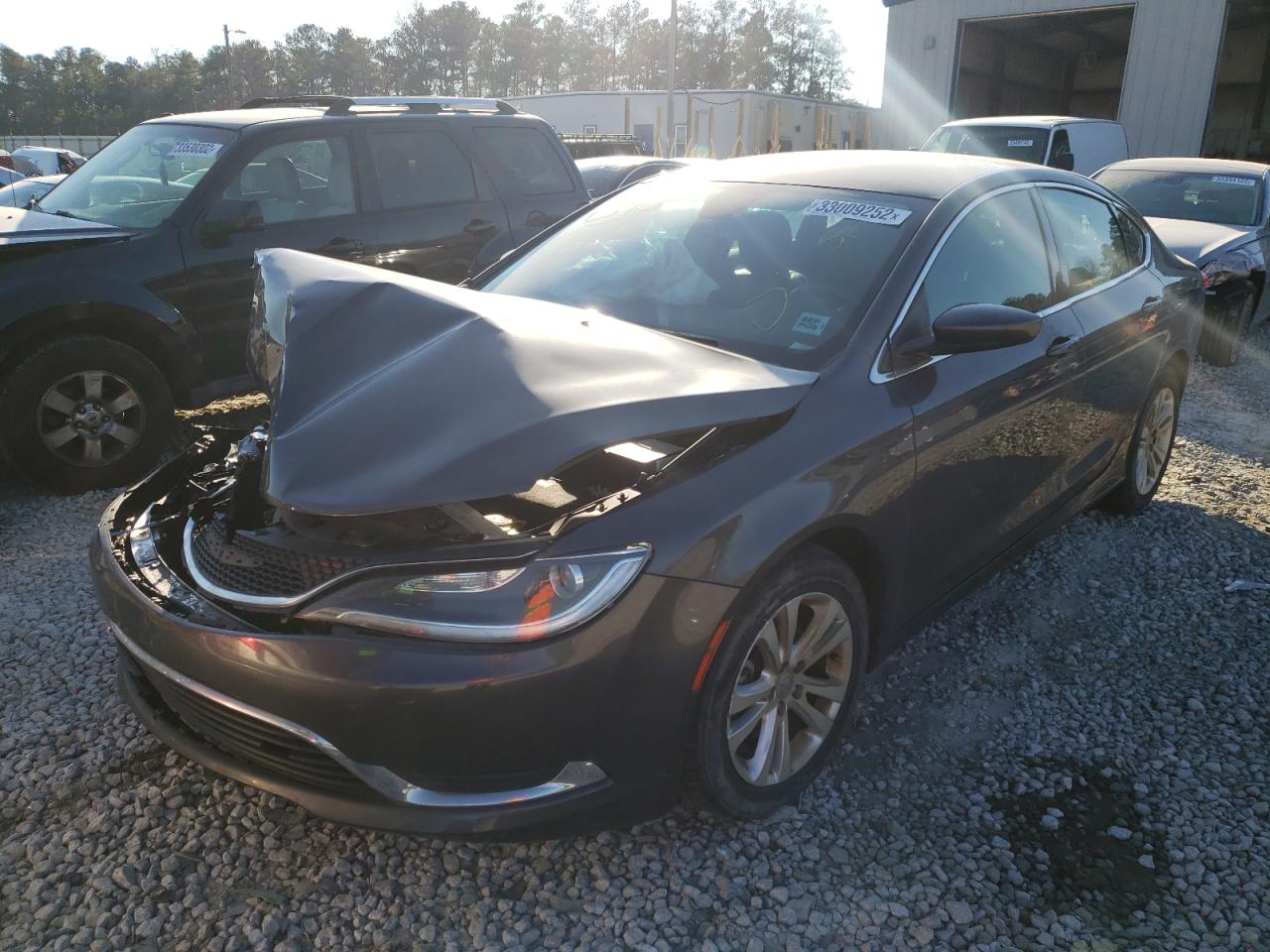 Photo 2 from auction – 2017 CHRYSLER 200 LIMITE with VIN 1C3CCCAB6HN507011