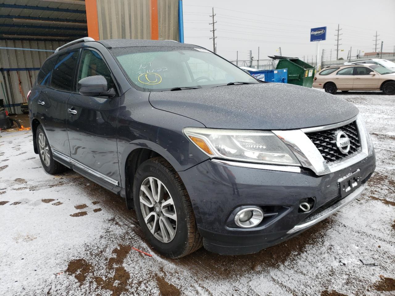 NISSAN PATHFINDER 2013 with VIN 5N1AR2MNXDC658663 - Photo from auction