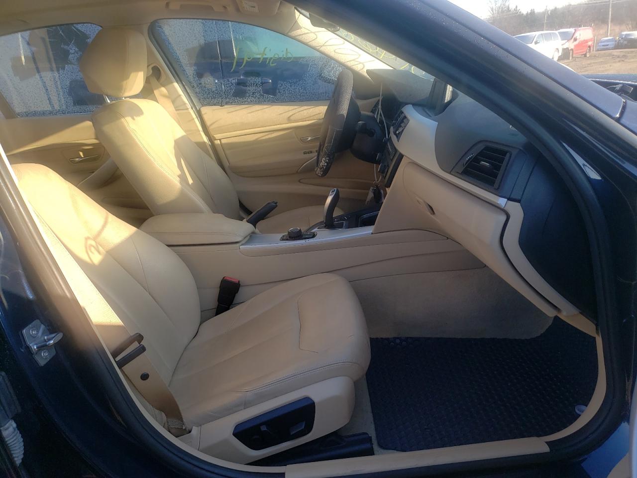 Photo 5 from auction – 2013 BMW 328 XI SUL with VIN WBA3B5C59DF595393