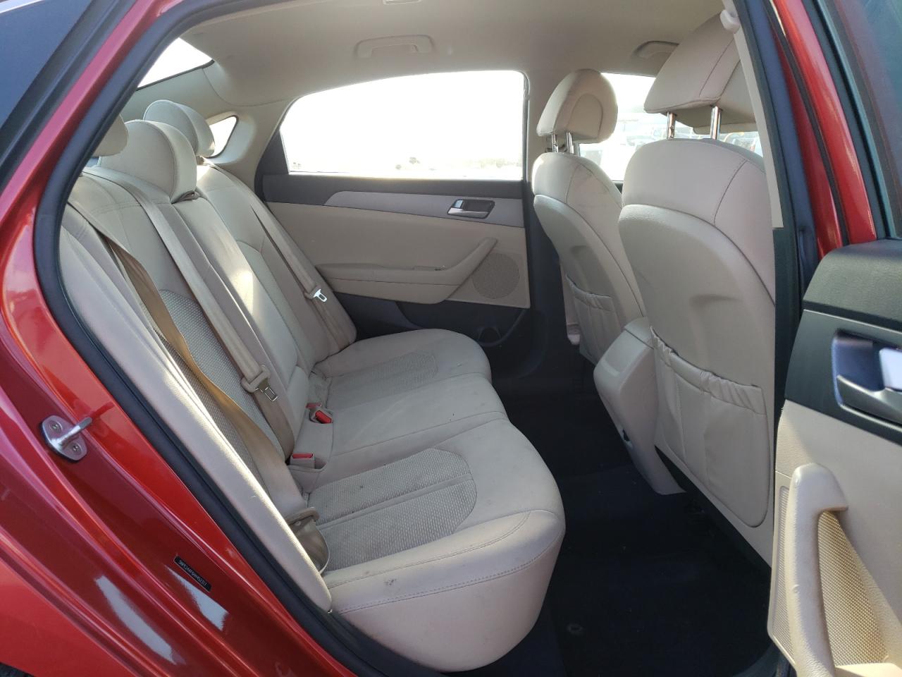 Photo 6 from auction – 2017 HYUNDAI SONATA SE with VIN 5NPE24AF6HH452317