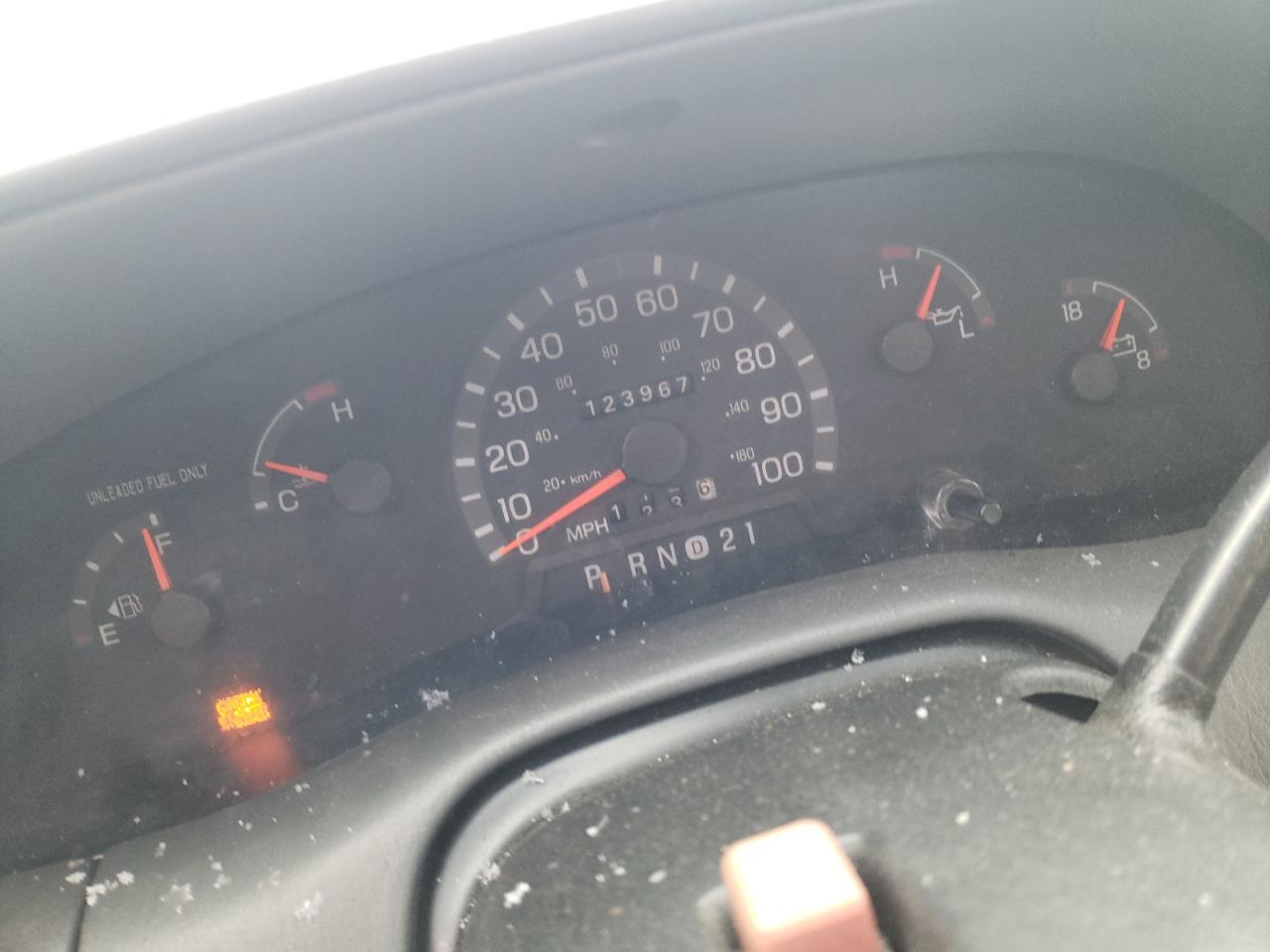 Photo 8 from auction – 1997 FORD F150 with VIN 1FTDF1768VNA87110