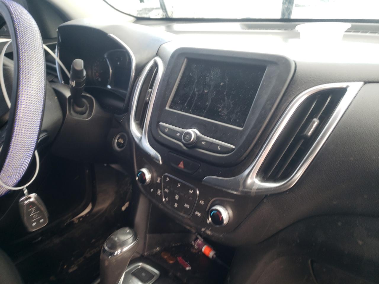 Photo 9 from auction – 2019 CHEVROLET EQUINOX LT with VIN 2GNAXUEV7K6207112