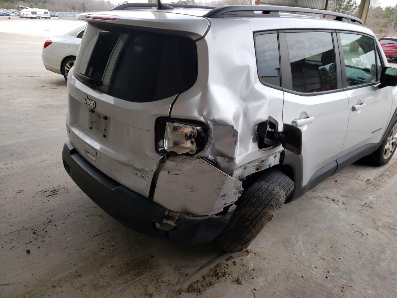 Photo 9 from auction – 2018 JEEP RENEGADE L with VIN ZACCJABB2JPH16246