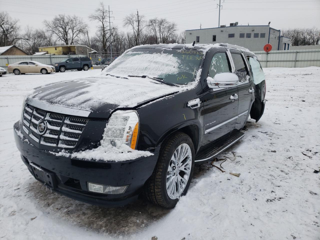 Photo 2 from auction – 2012 CADILLAC ESCALADE L with VIN 1GYS4BEF7CR130132