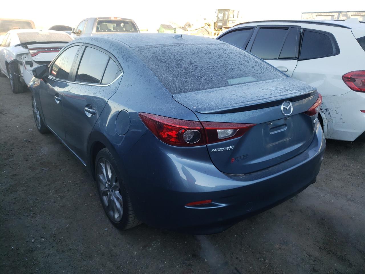 Photo 3 from auction – 2015 MAZDA 3 TOURING with VIN JM1BM1V34F1220766