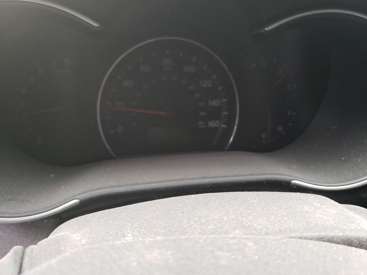 Photo 8 from auction – 2014 KIA SORENTO LX with VIN 5XYKTCA69EG496616