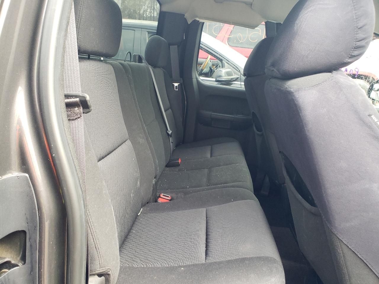 Photo 6 from auction – 2011 CHEVROLET SILVERADO with VIN 1GCRKSE33BZ362502