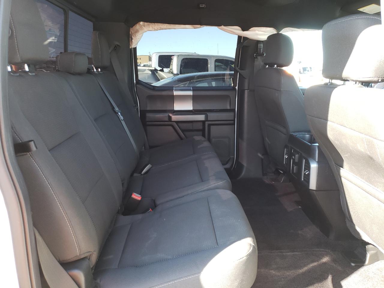 Photo 6 from auction – 2016 FORD F150 with VIN 1FTEW1EP5GKF82370