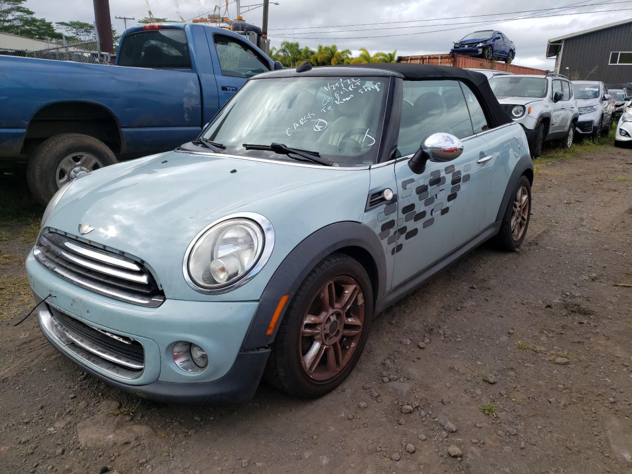 Photo 2 from auction – 2011 MINI COOPER with VIN WMWZN3C54BT133635