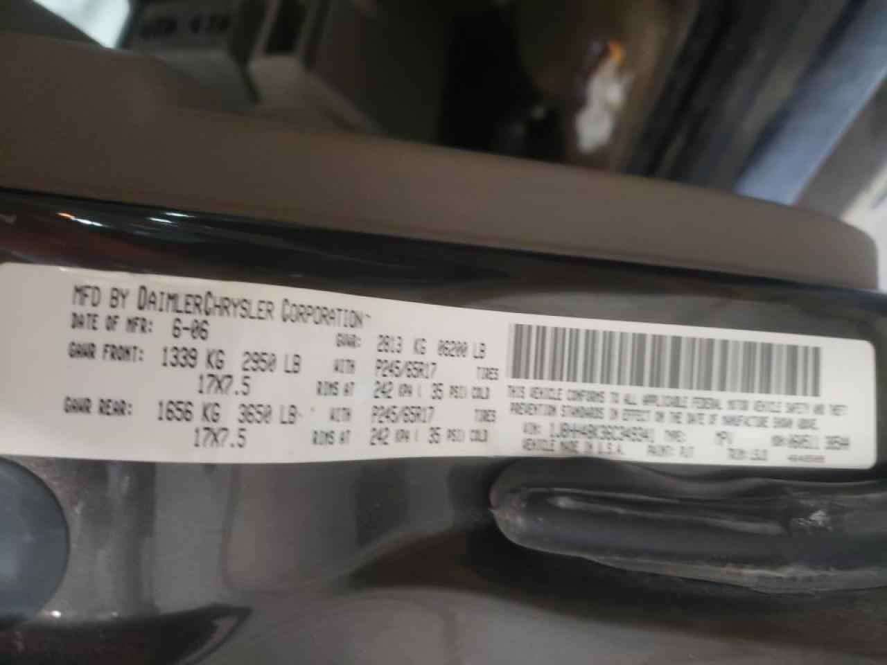 Photo 10 from auction – 2006 JEEP COMMANDER with VIN 1J8HH48K36C349341
