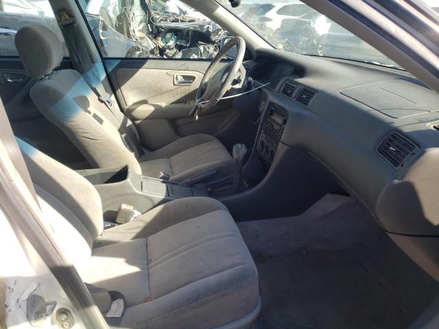 Photo 5 from auction – 2001 TOYOTA CAMRY CE with VIN JT2BG22K910576212