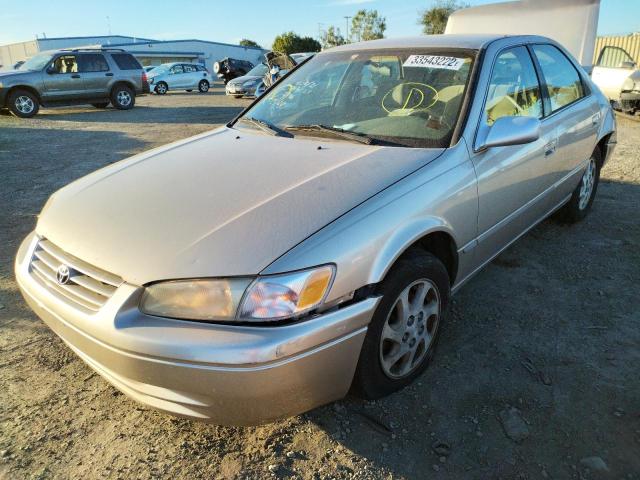 Photo 2 from auction – 1998 TOYOTA CAMRY LE with VIN JT2BF28K5W0112996