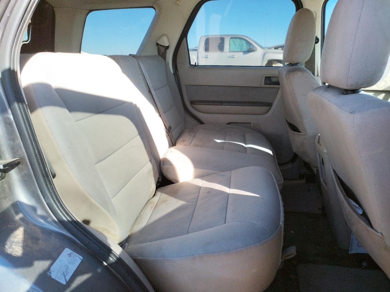 Photo 6 from auction – 2012 FORD ESCAPE XLT with VIN 1FMCU0D71CKC85126