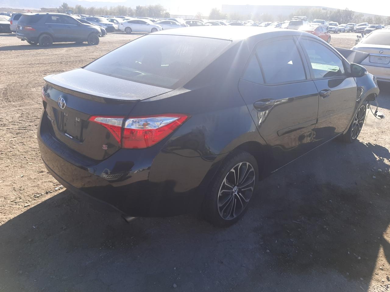 Photo 4 from auction – 2015 TOYOTA COROLLA L with VIN 5YFBURHE4FP307929