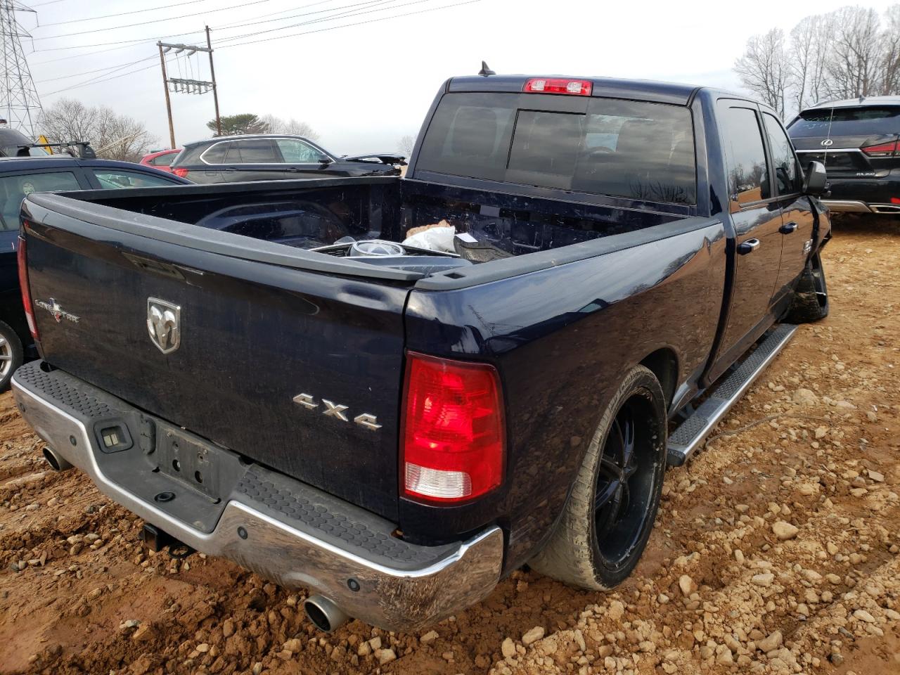 Photo 4 from auction – 2015 RAM 1500 SLT with VIN 1C6RR7TT1FS725235