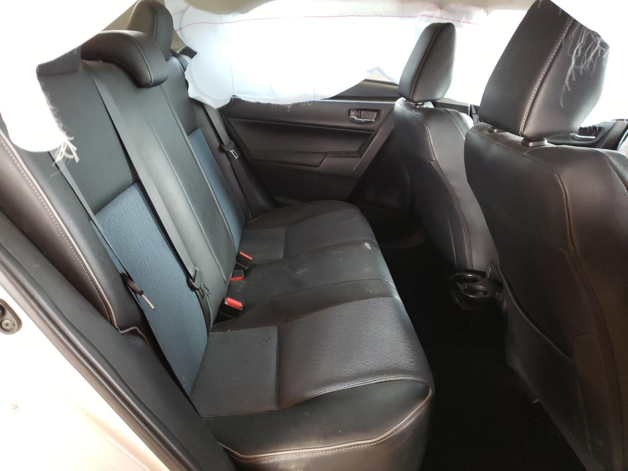 Photo 6 from auction – 2014 TOYOTA COROLLA L with VIN 5YFBURHEXEP002496