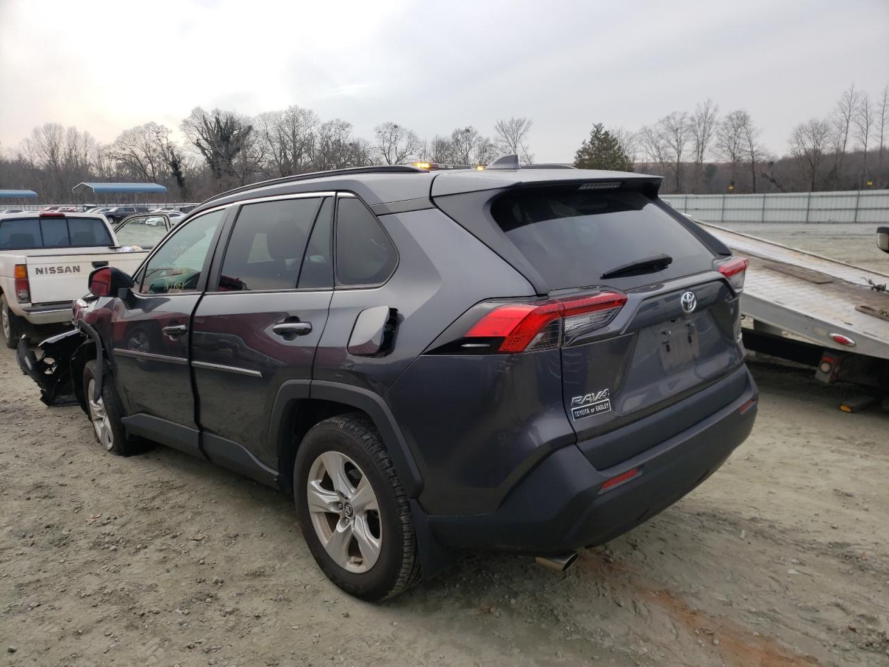 Photo 3 from auction – 2020 TOYOTA RAV4 XLE with VIN 2T3W1RFV0LC034276