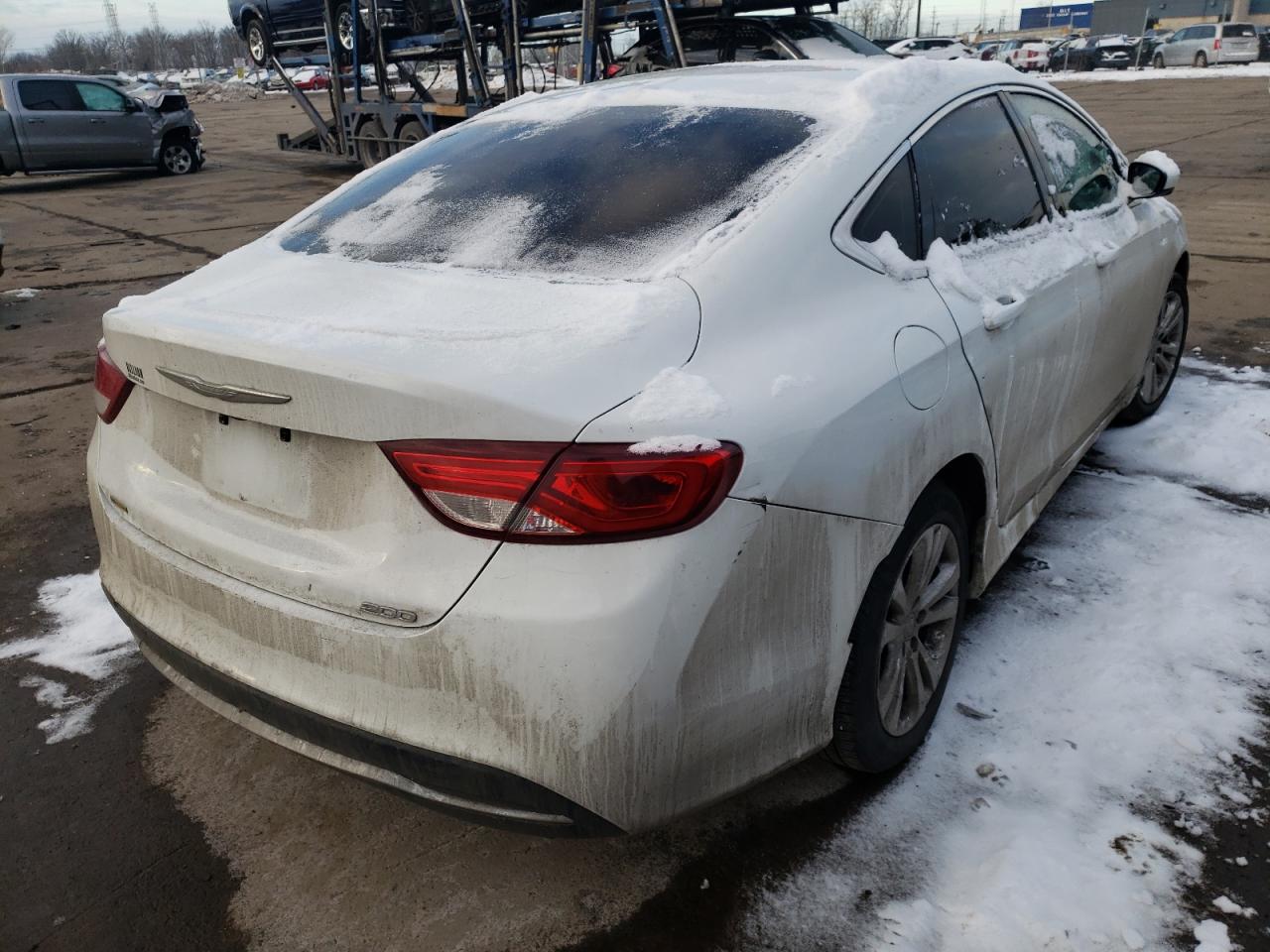 Photo 4 from auction – 2015 CHRYSLER 200 LIMITE with VIN 1C3CCCAB4FN734257