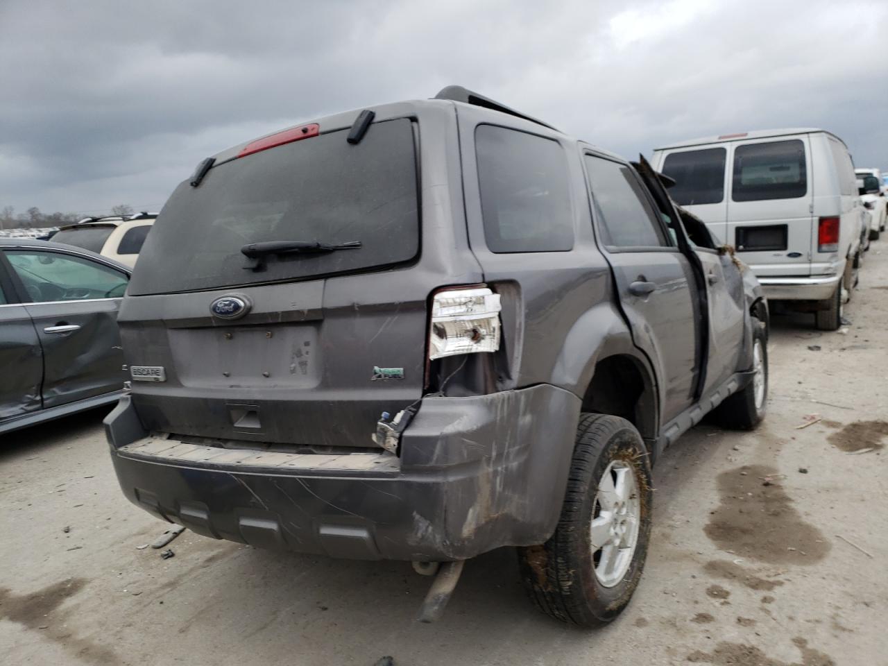 Photo 4 from auction – 2011 FORD ESCAPE XLT with VIN 1FMCU0DG1BKA20107