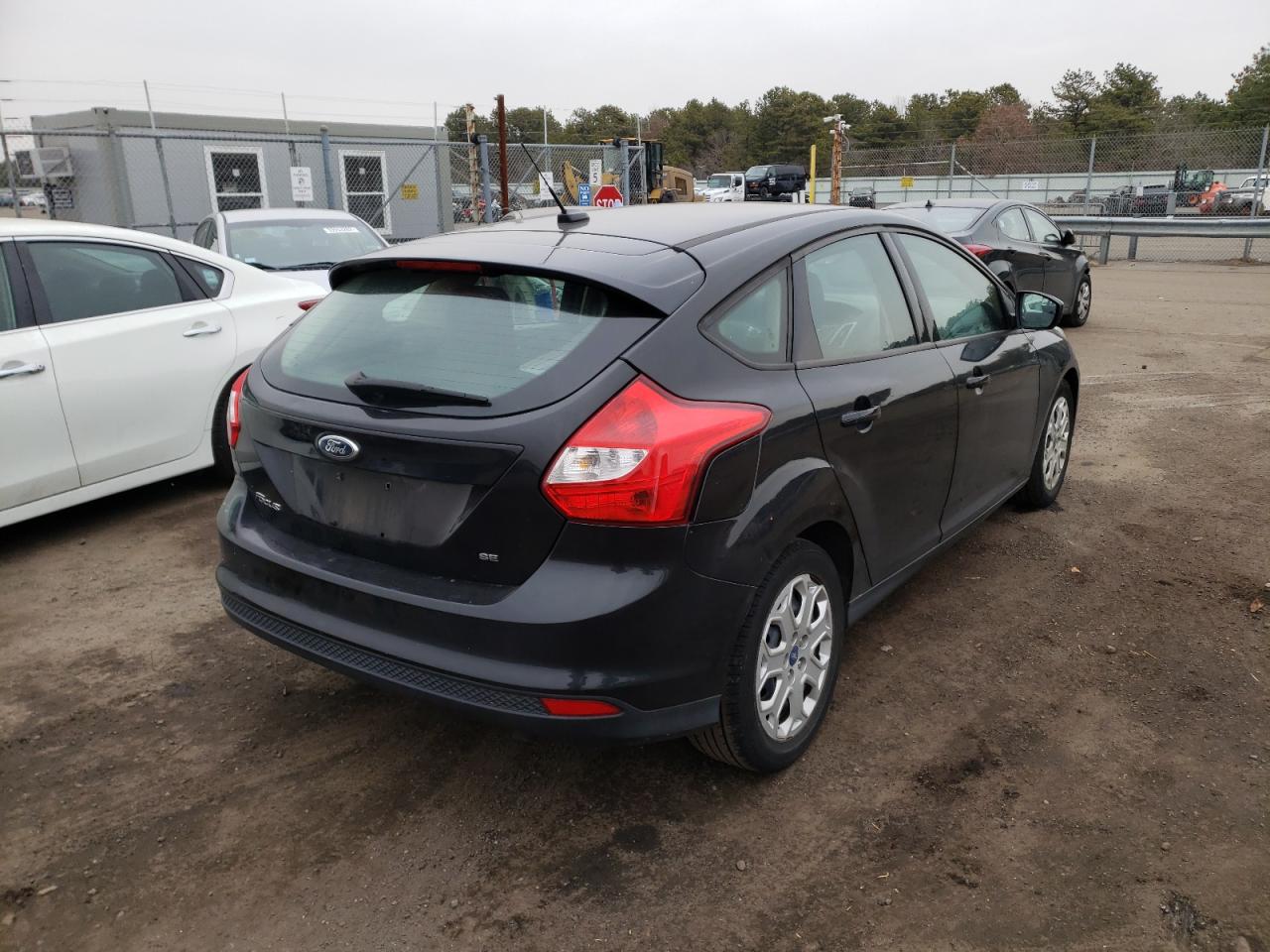 Photo 4 from auction – 2012 FORD FOCUS with VIN 1FAHP3K24CL113389