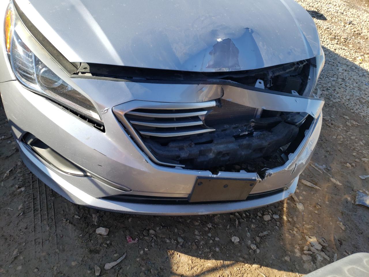 Photo 9 from auction – 2017 HYUNDAI SONATA SE with VIN 5NPE24AF0HH441586