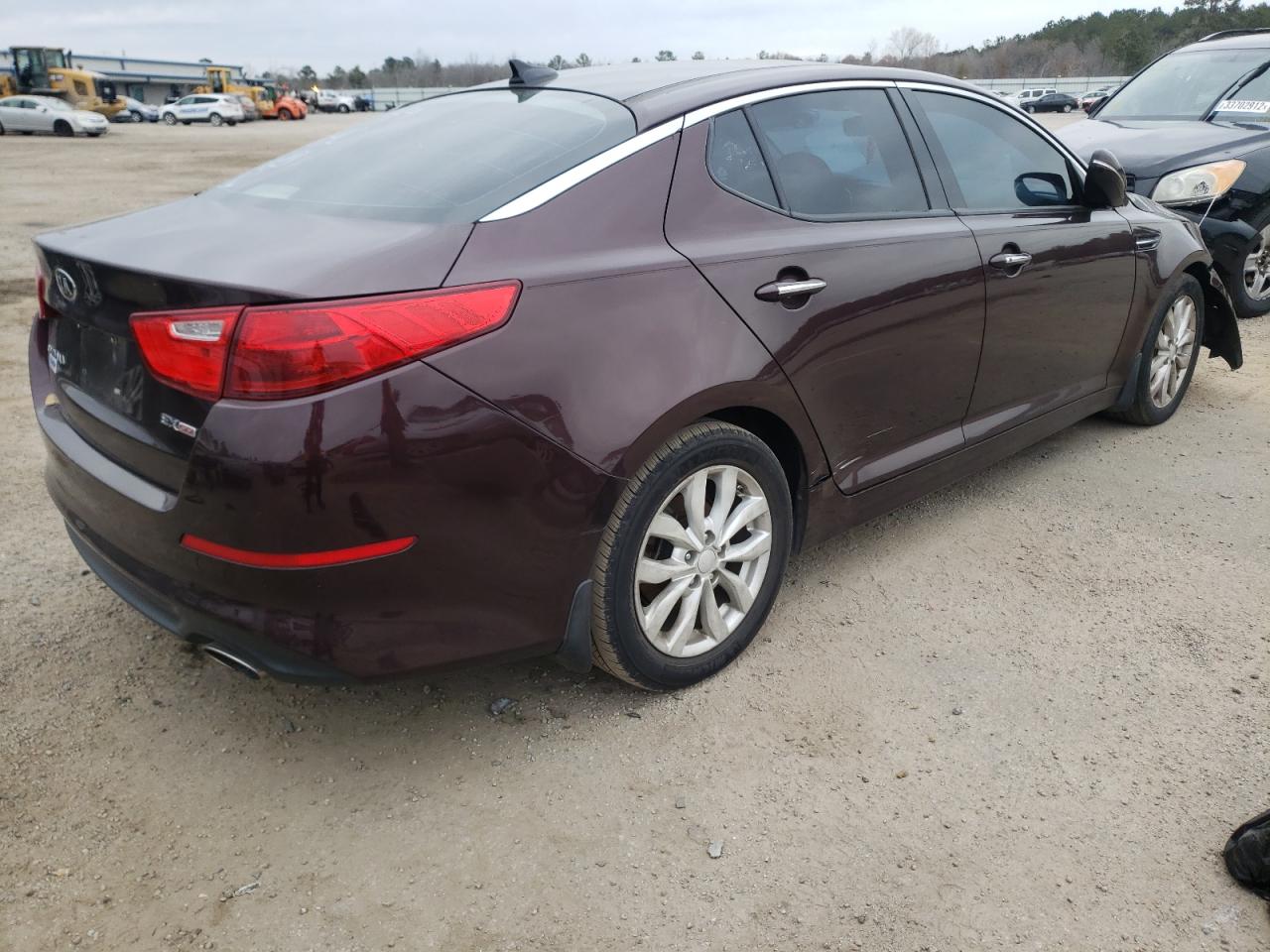 Photo 4 from auction – 2015 KIA OPTIMA EX with VIN 5XXGN4A71FG389225