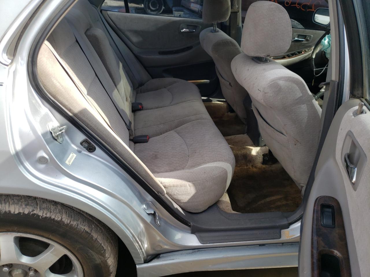 Photo 6 from auction – 2002 HONDA ACCORD with VIN 1HGCG56752A099214