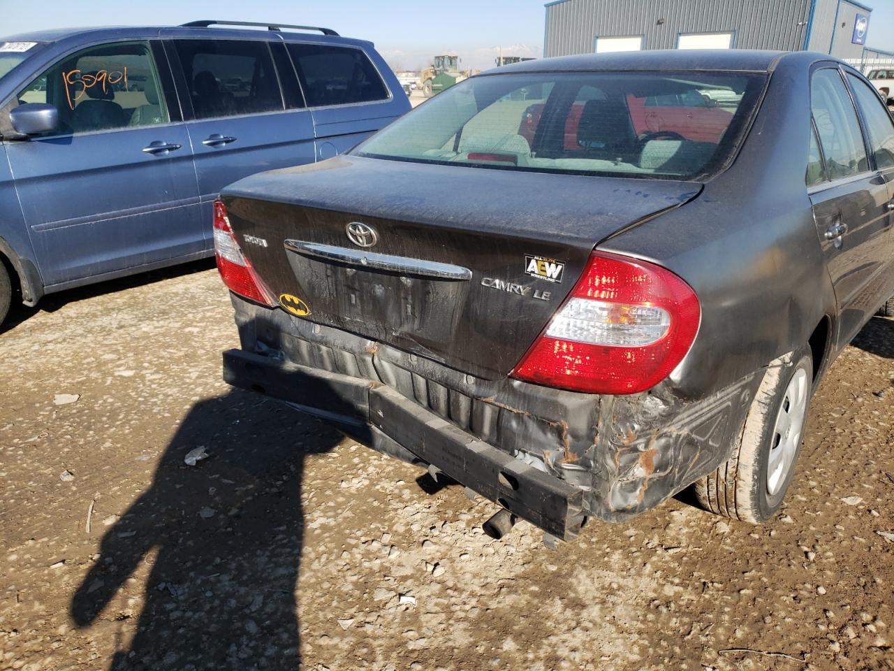 Photo 9 from auction – 2004 TOYOTA CAMRY LE with VIN 4T1BE32K34U858082