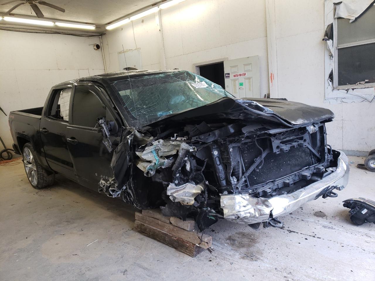 CHEVROLET SILVERADO 2016 with VIN 3GCUKREC7GG336365 - Photo from auction